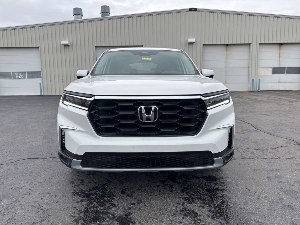 Certified 2025 Honda Pilot EX-L image 2