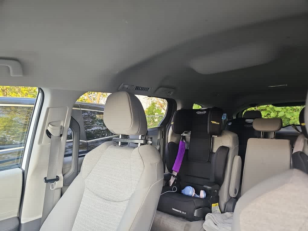 Used 2021 Toyota Sienna LE FWD image 8