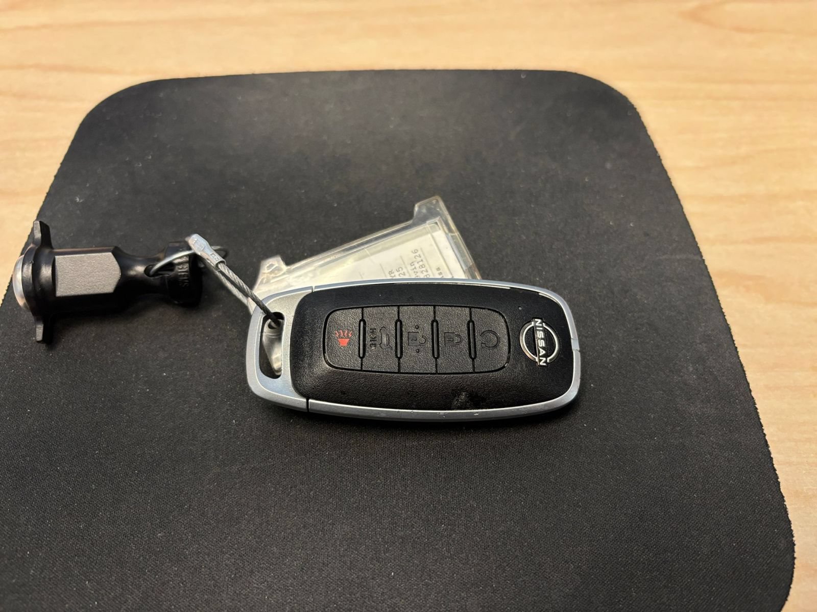Used 2025 Nissan Rogue SV AWD/4WD image 24
