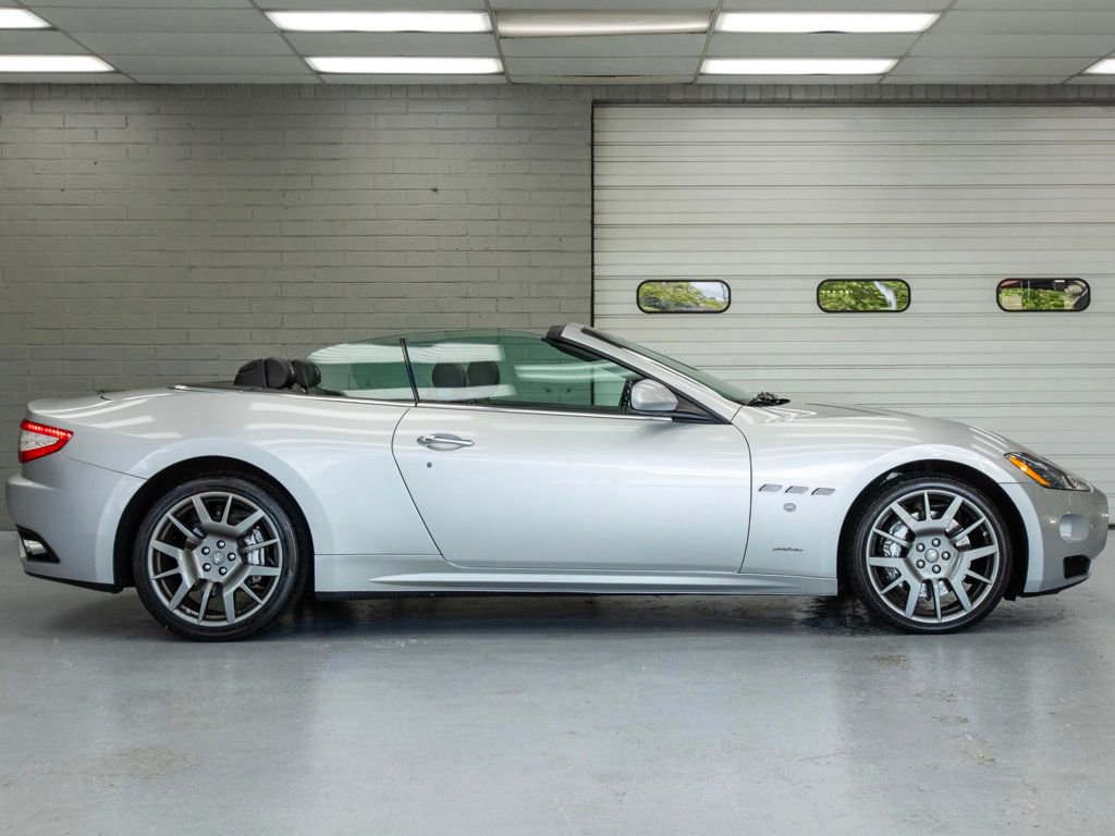 Used 2013 Maserati GranTurismo Convertible RWD image 3