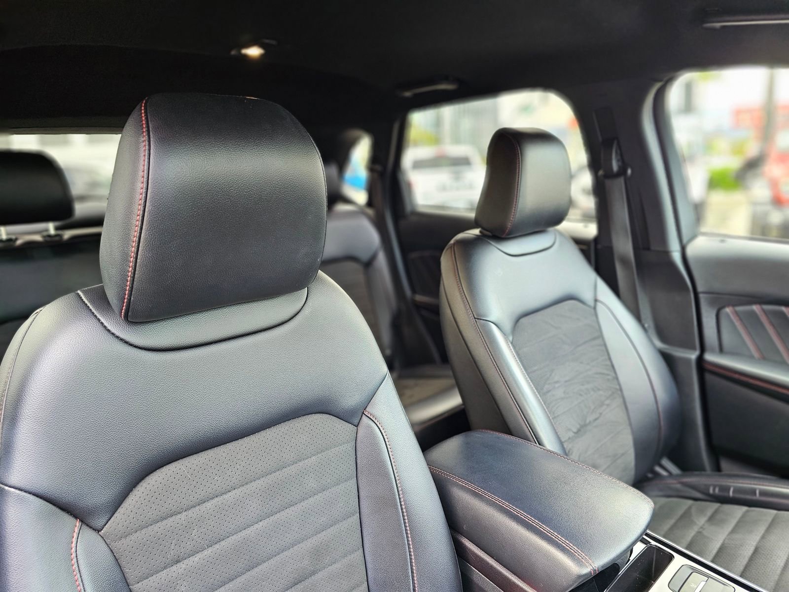 Used 2020 Ford Edge ST-Line FWD image 27