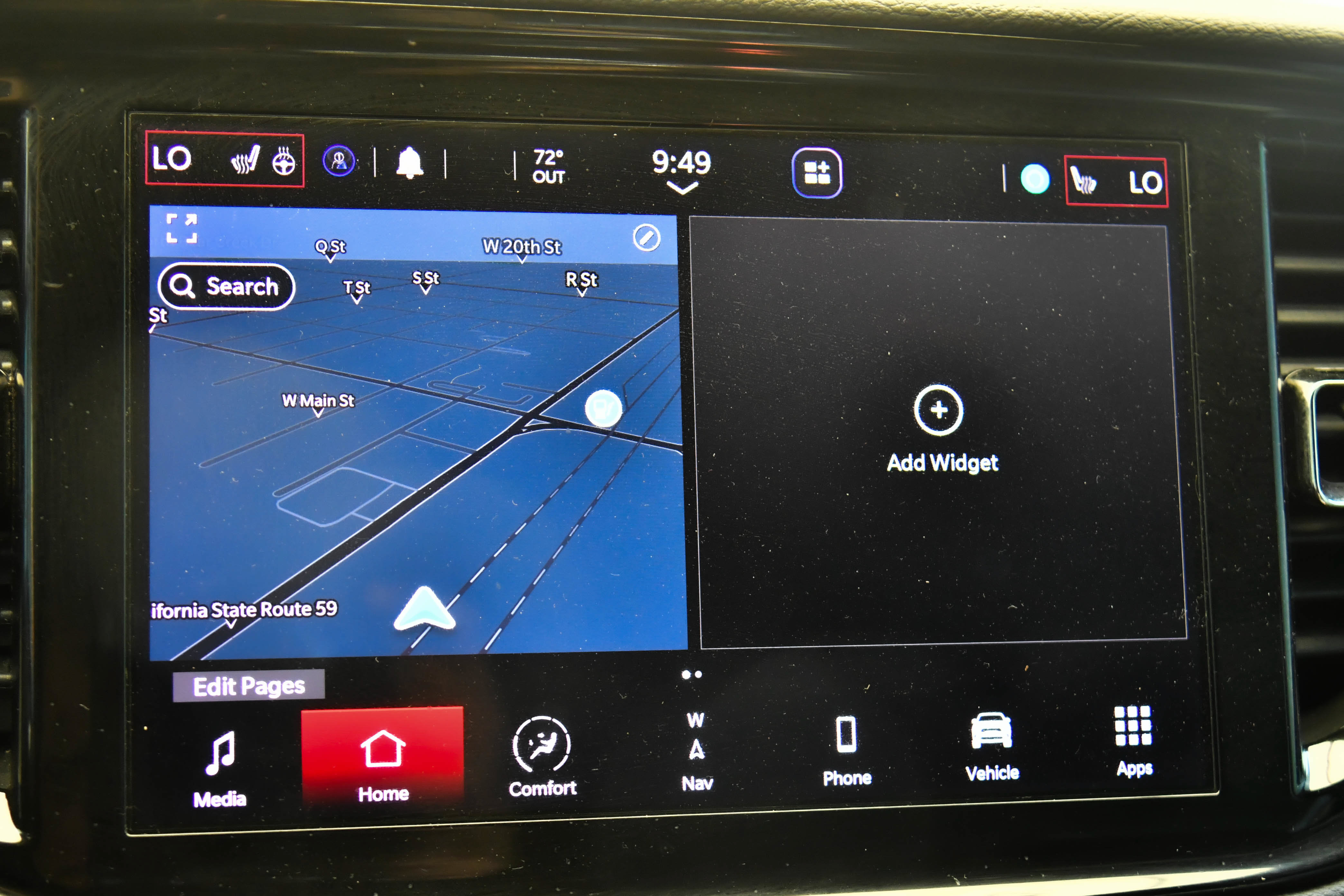 Used 2021 Dodge Durango R/T w/ Technology Group RWD image 21