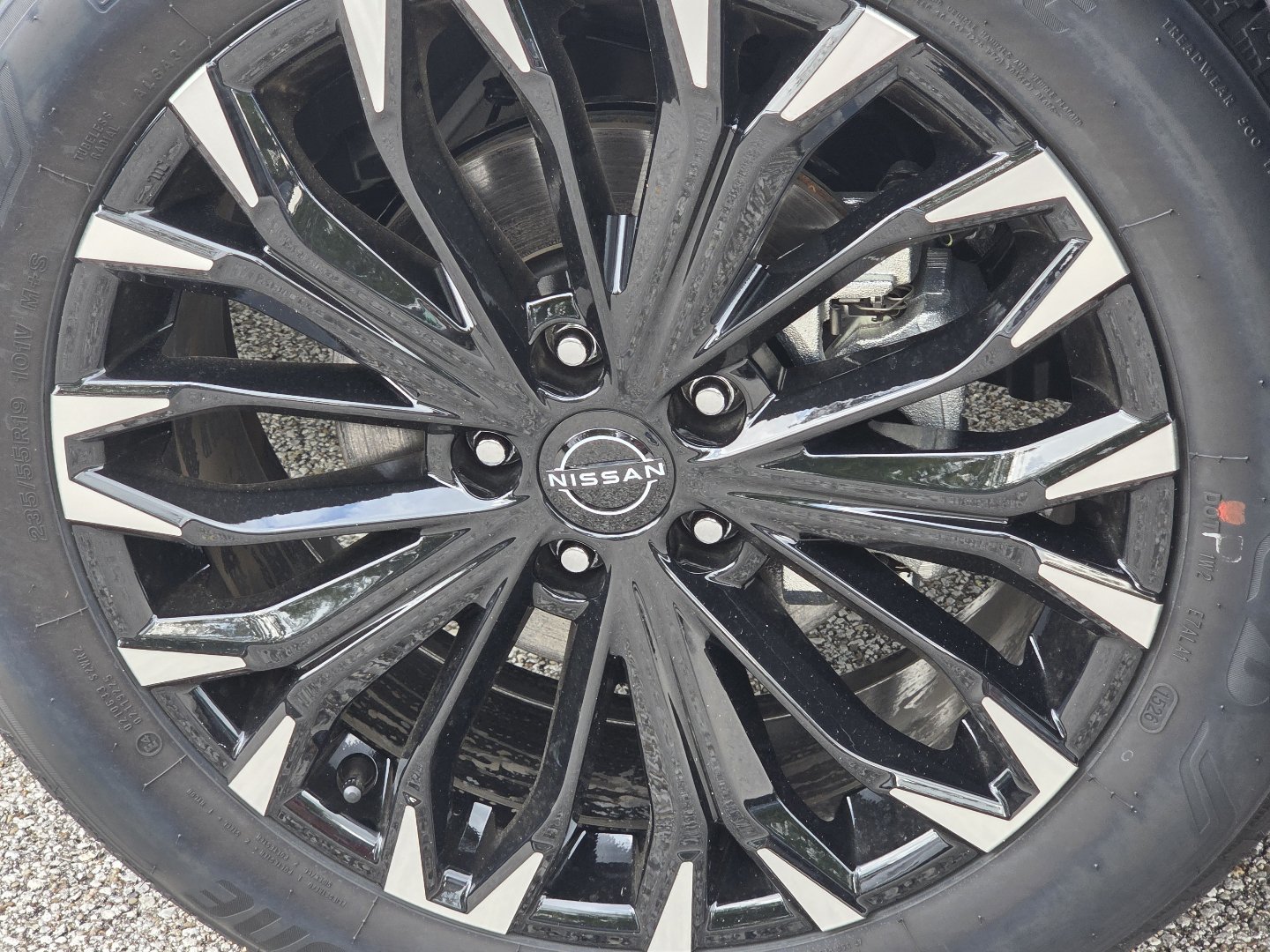 New 2026 Nissan Rogue Dark Armor AWD/4WD image 13