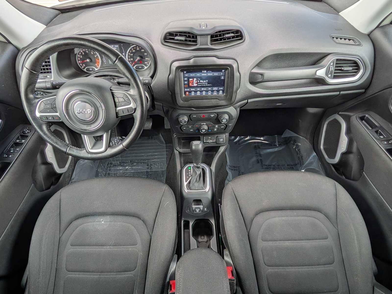 Used 2018 Jeep Renegade Latitude image 20