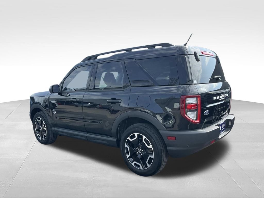 Used 2023 Ford Bronco Sport Outer Banks w/ Tech Package AWD/4WD image 8