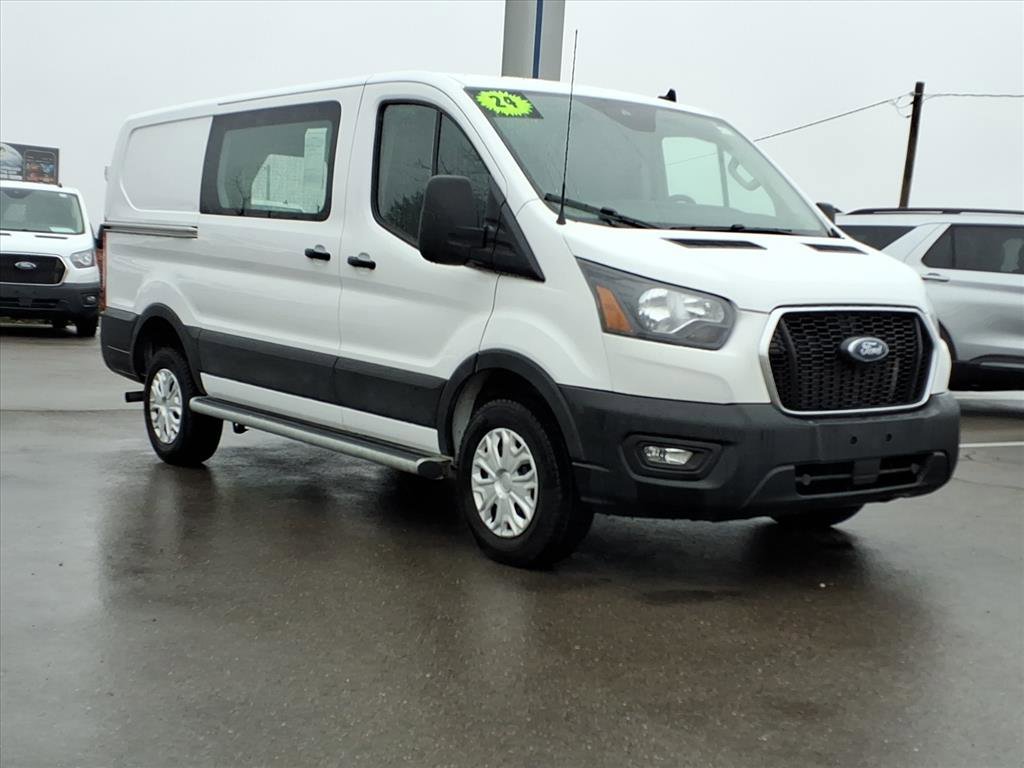 Used 2024 Ford Transit 250 Low Roof w/ Exterior Upgrade Package image 3