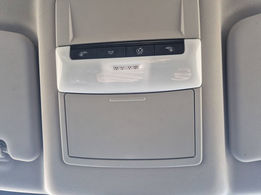 Used 2023 Nissan Rogue S image 25