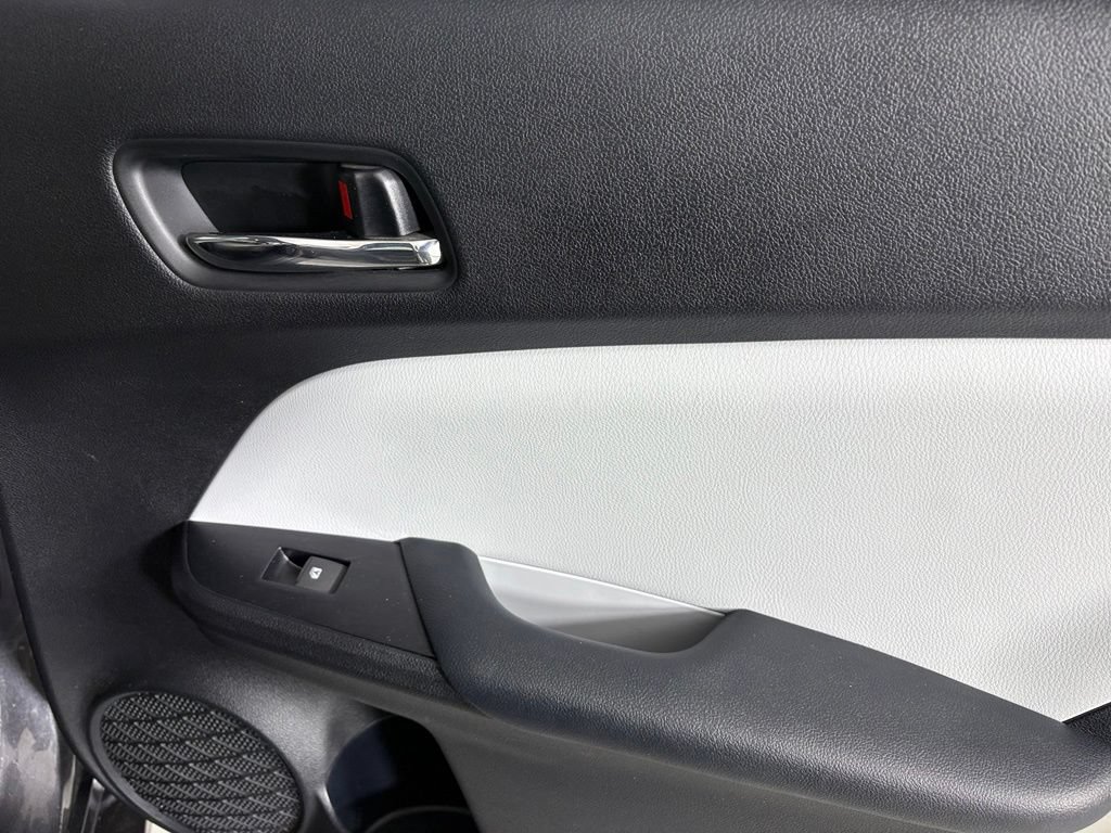 Used 2018 Toyota Prius Prime Premium w/ Carpet Mat Package FWD image 15