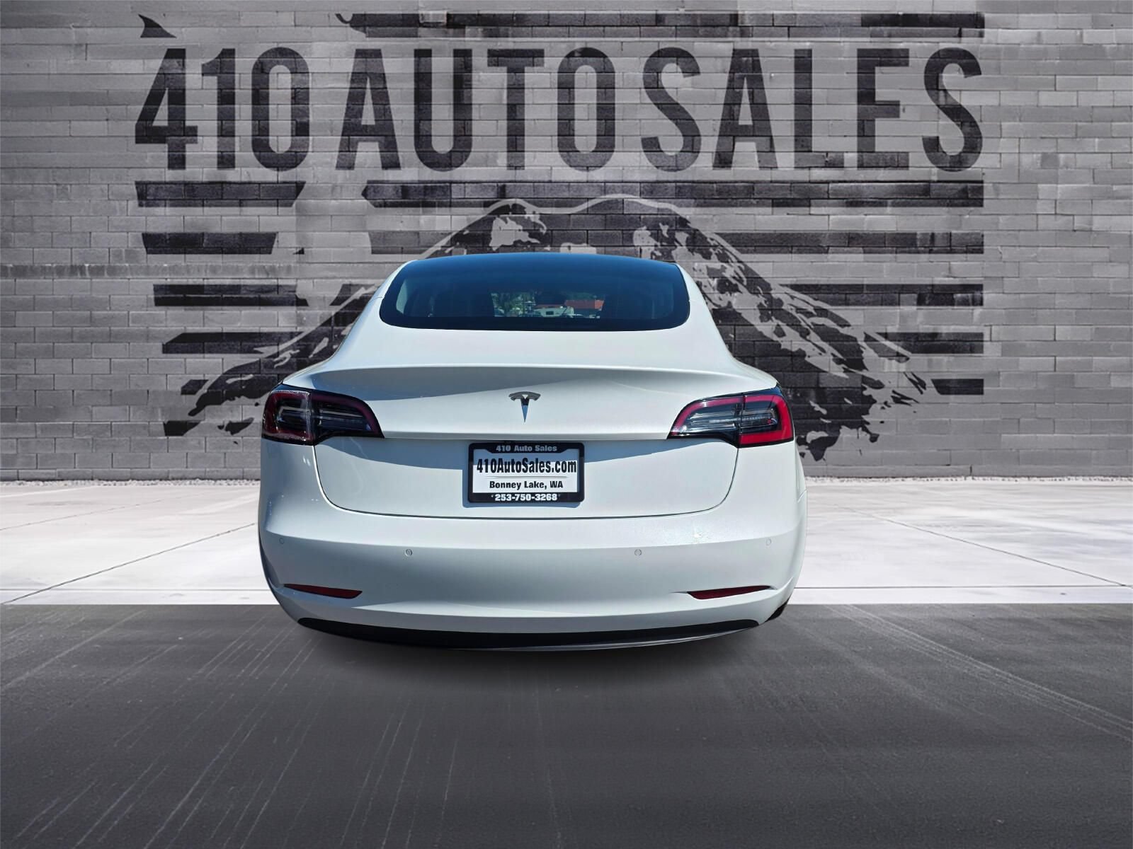 Used 2021 Tesla Model 3 Standard Range Plus RWD image 4