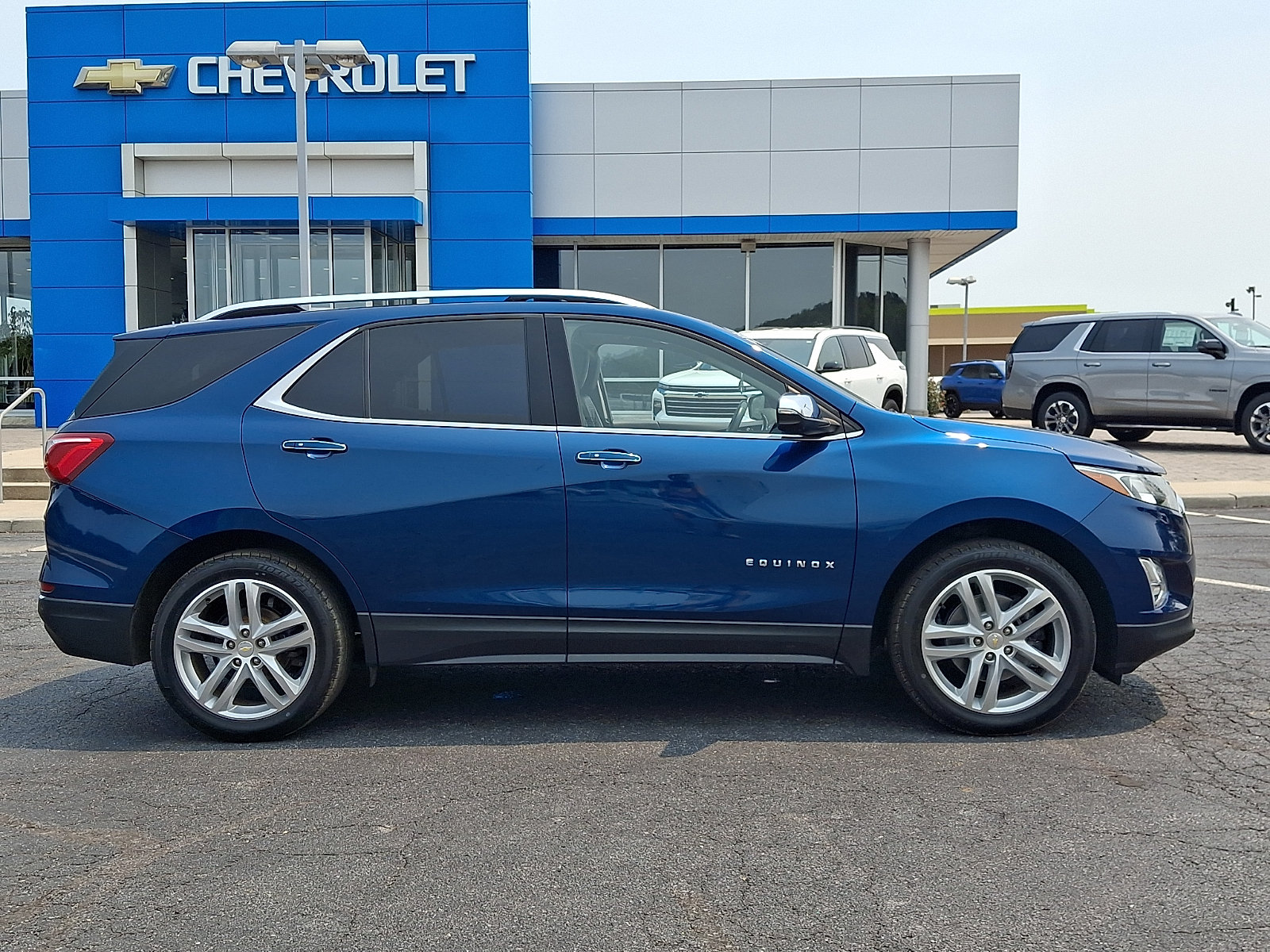 Certified 2019 Chevrolet Equinox Premier AWD/4WD image 7