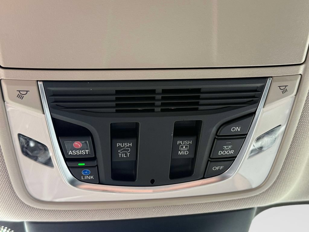 Certified 2024 Acura MDX w/ Technology Package AWD/4WD image 29