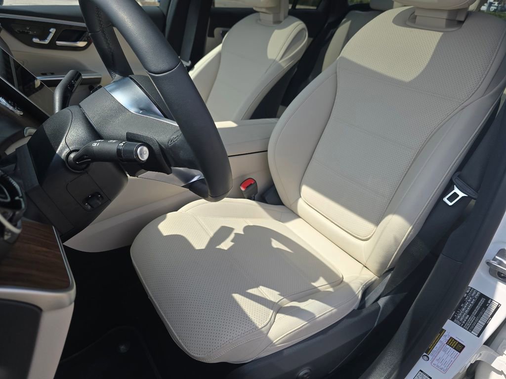 Certified 2026 Mercedes-Benz GLC 300 4MATIC image 25