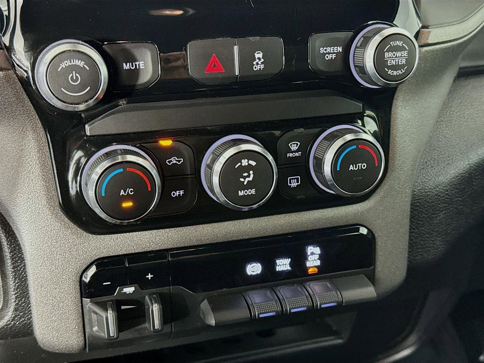 Used 2022 RAM 2500 Tradesman image 18