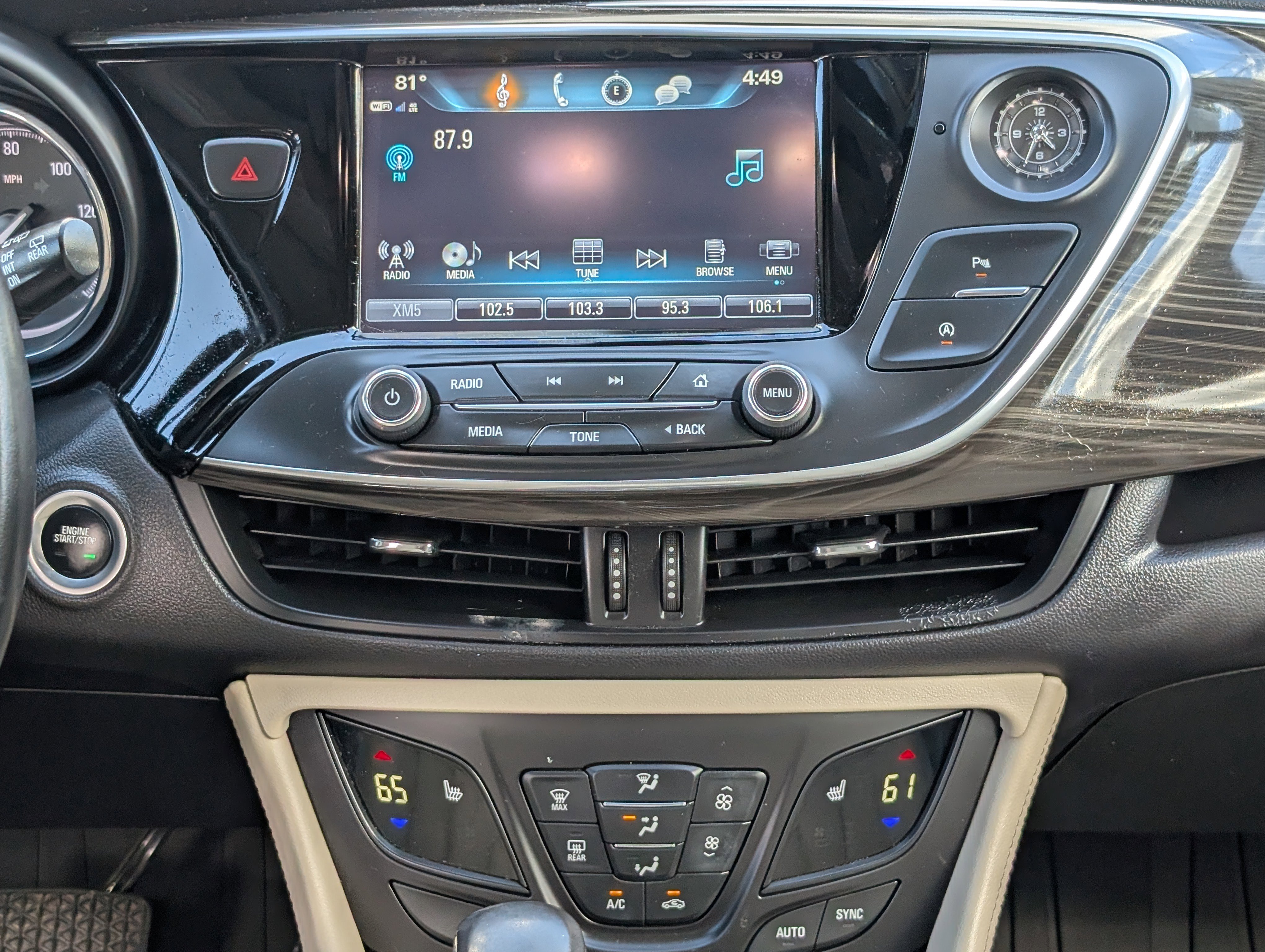 Used 2020 Buick Envision Essence image 17