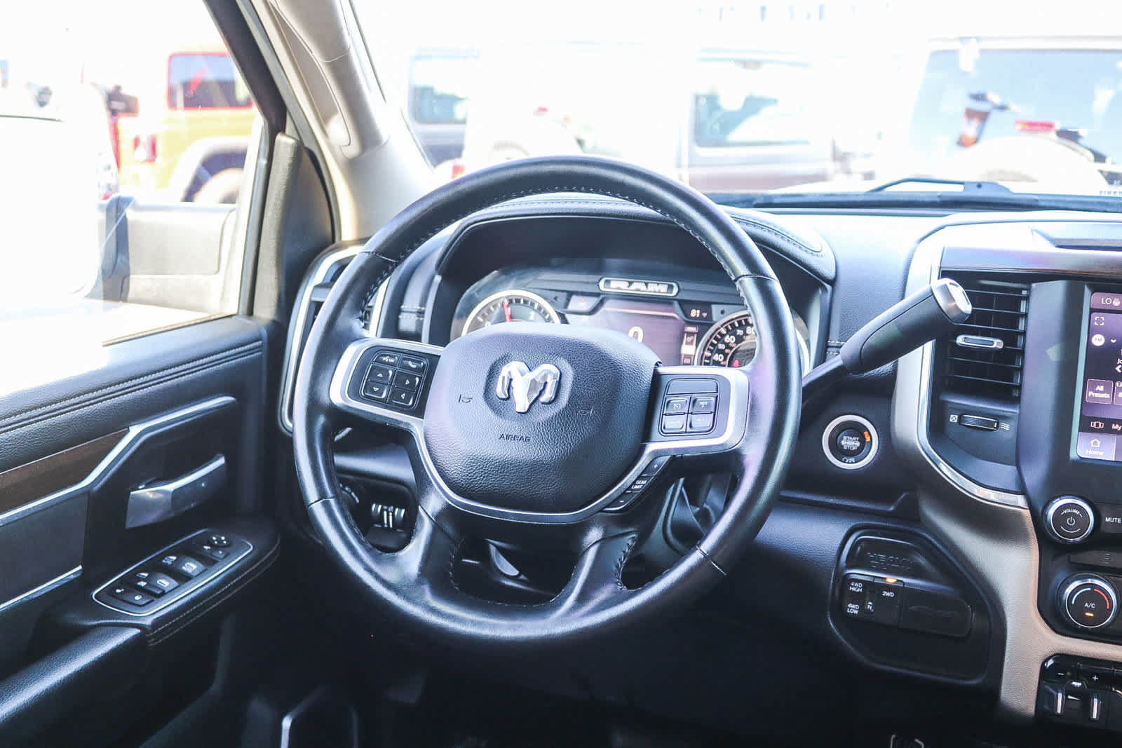 Used 2022 RAM 2500 Laramie AWD/4WD image 15