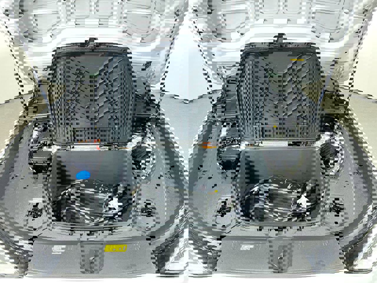 Certified 2022 Audi e-tron Premium w/ Convenience Plus Package image 27