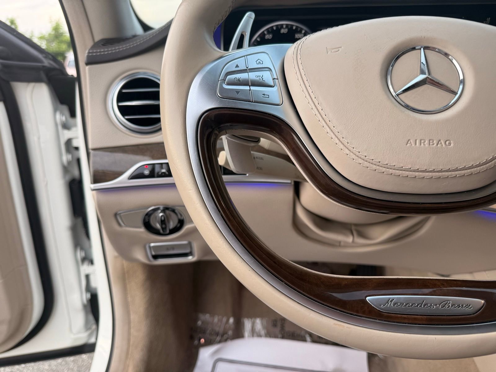 Used 2017 Mercedes-Benz S 550 Sedan image 17