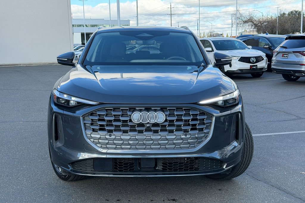 Used 2025 Audi Q5 Premium Plus w/ Premium Plus image 4