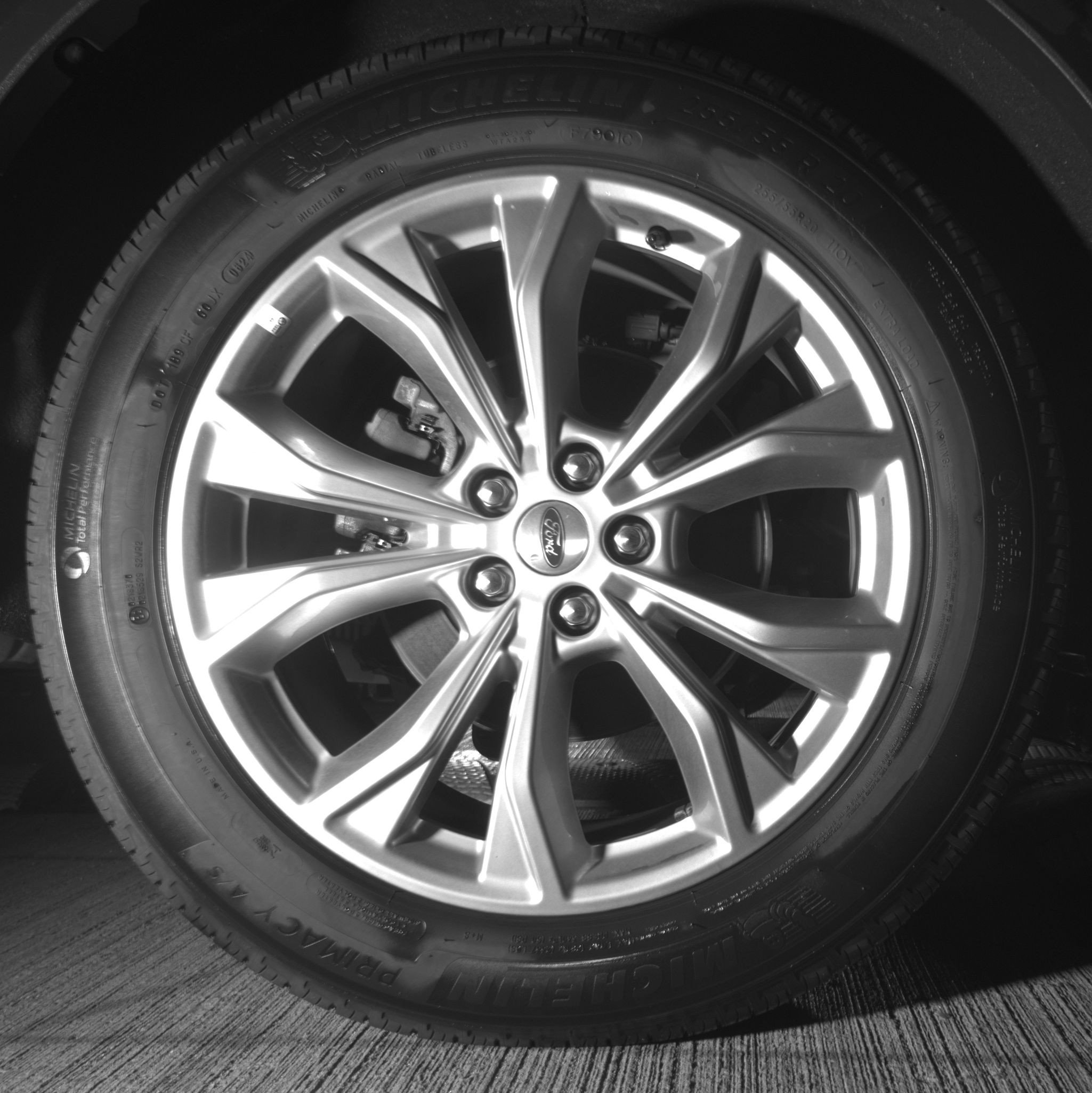 Used 2024 Ford Explorer Limited image 13