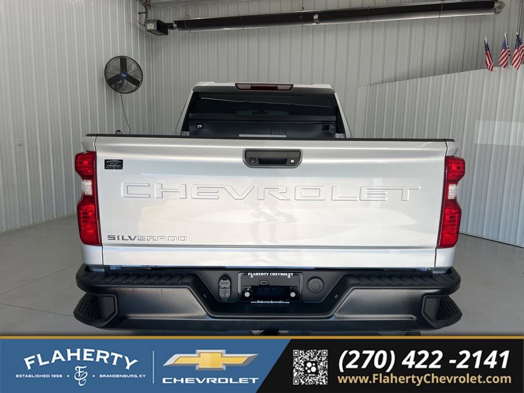 Used 2022 Chevrolet Silverado 2500 W/T AWD/4WD image 4