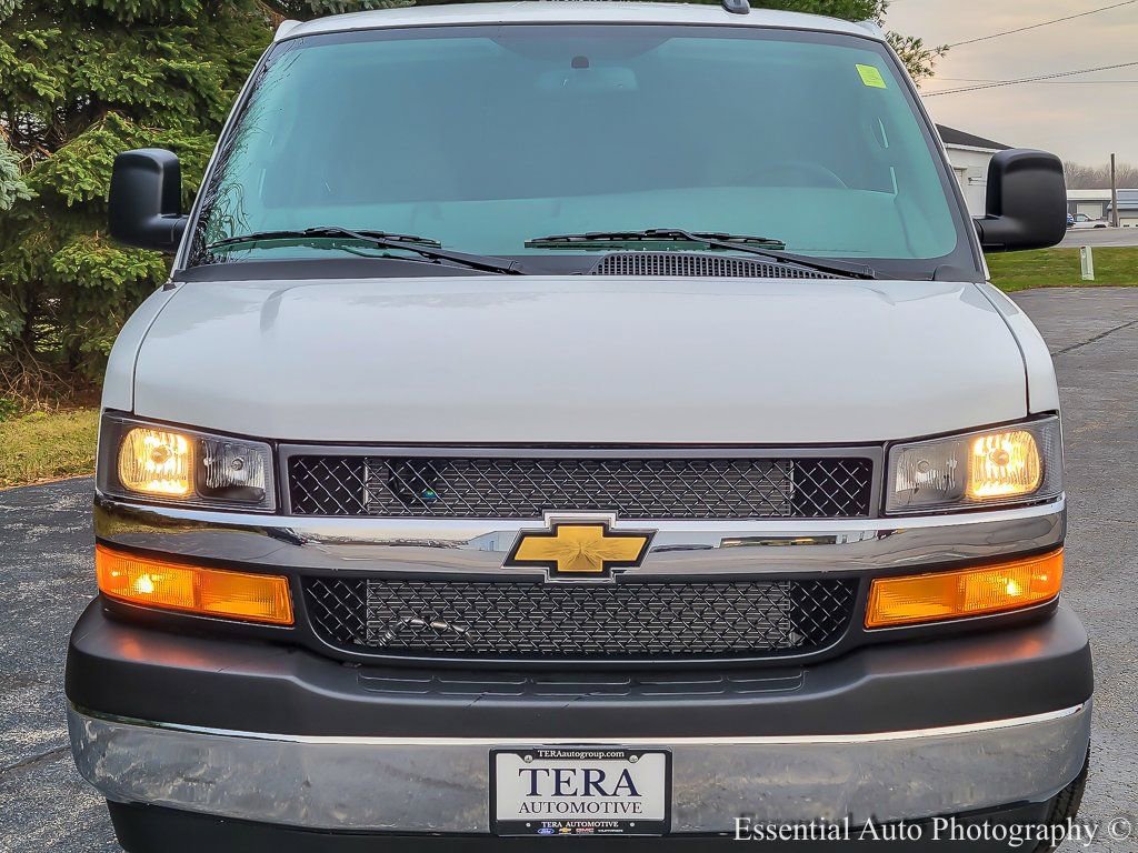 New 2025 Chevrolet Express 3500 Extended w/ Driver Convenience Package RWD image 4