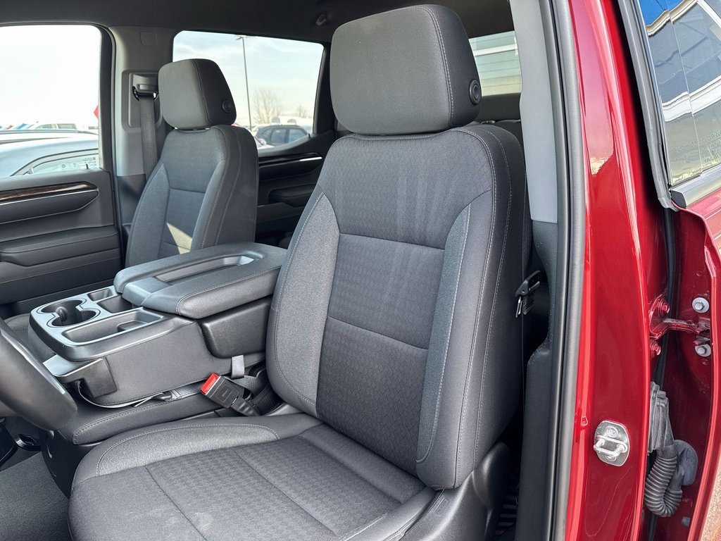 Certified 2023 GMC Sierra 1500 Elevation image 12