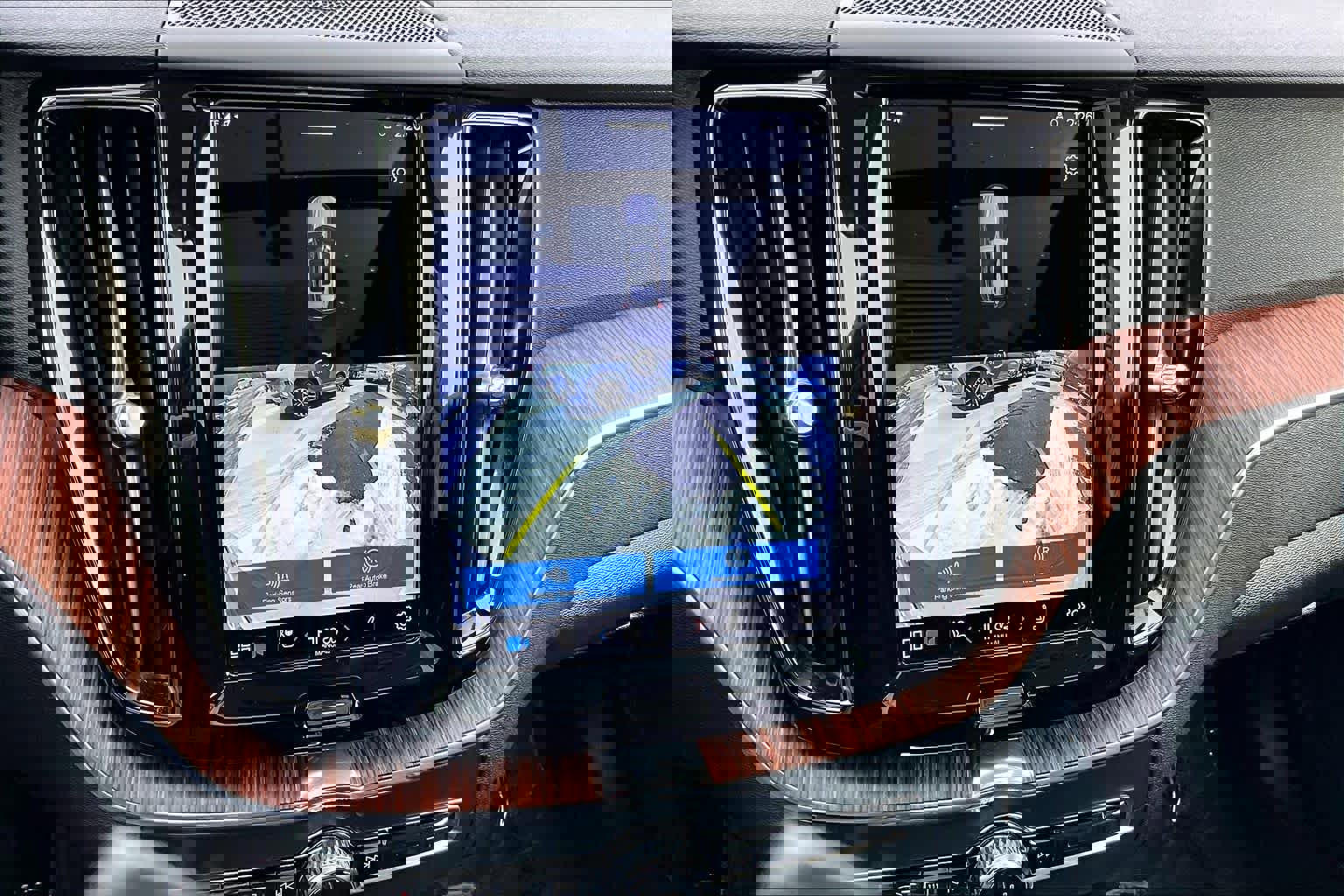 Certified 2023 Volvo XC60 B5 Plus image 27