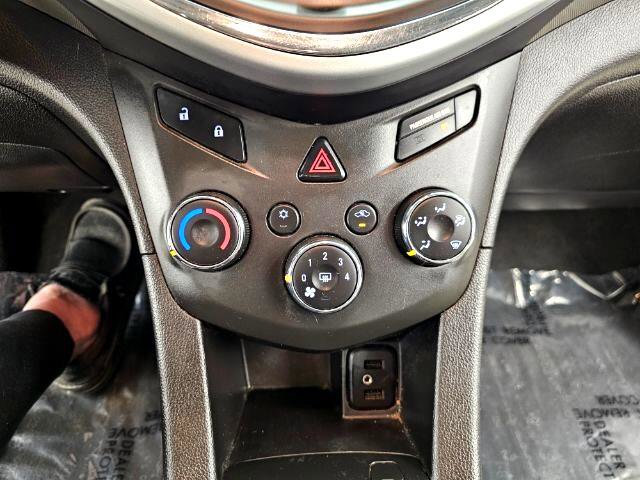 Used 2019 Chevrolet Sonic LT image 18