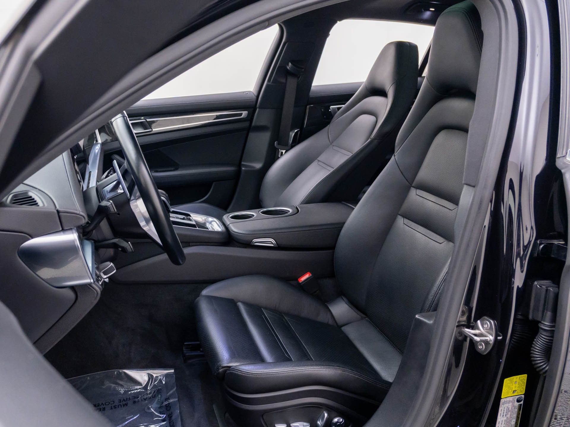 Used 2017 Porsche Panamera 4S image 4