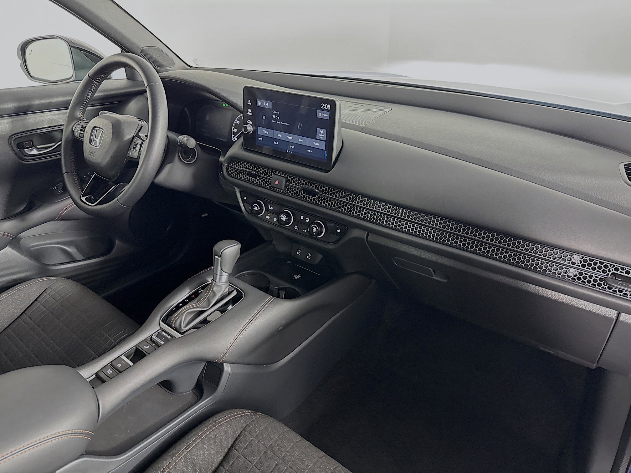 Certified 2026 Honda HR-V Sport image 35