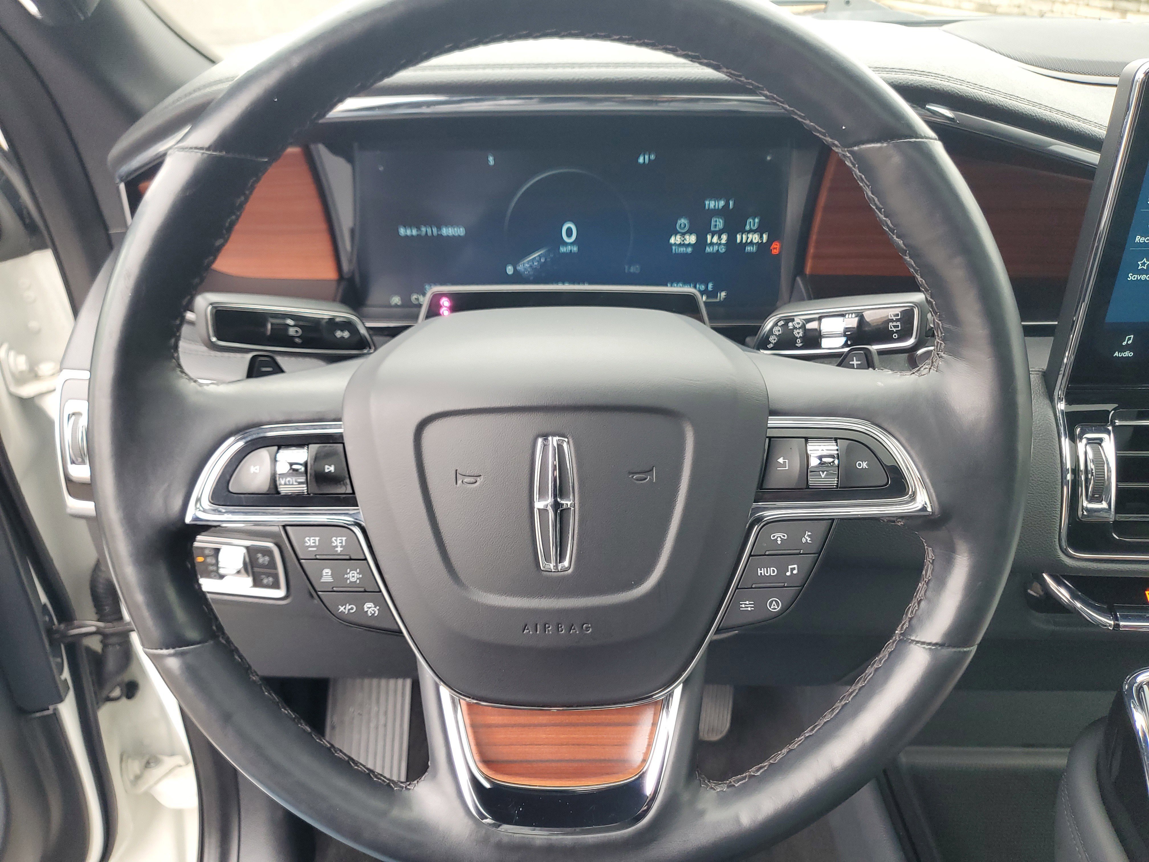 Certified 2023 Lincoln Navigator Reserve AWD/4WD image 14