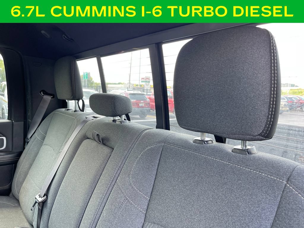 Used 2020 RAM 2500 Big Horn w/ Level 2 Equipment Group AWD/4WD image 9