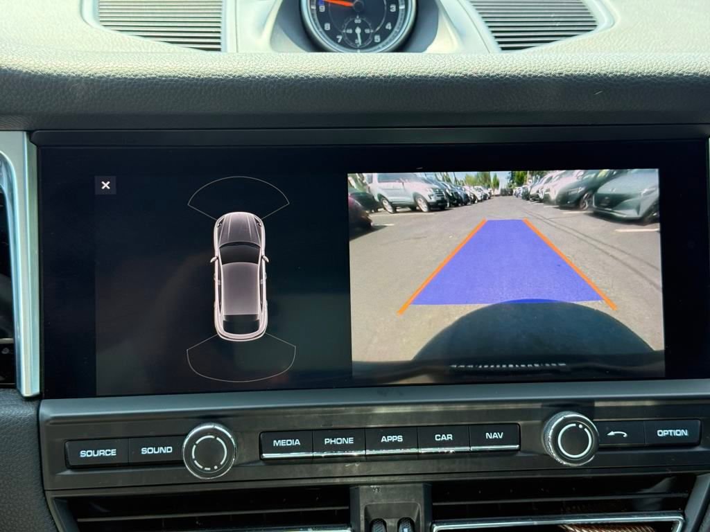 Used 2019 Porsche Macan AWD/4WD image 41