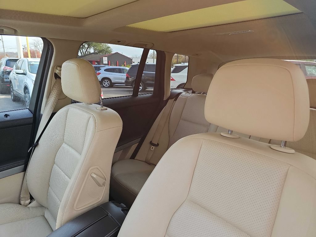 Used 2015 Mercedes-Benz GLK 350 2WD w/ Premium 1 Package image 25