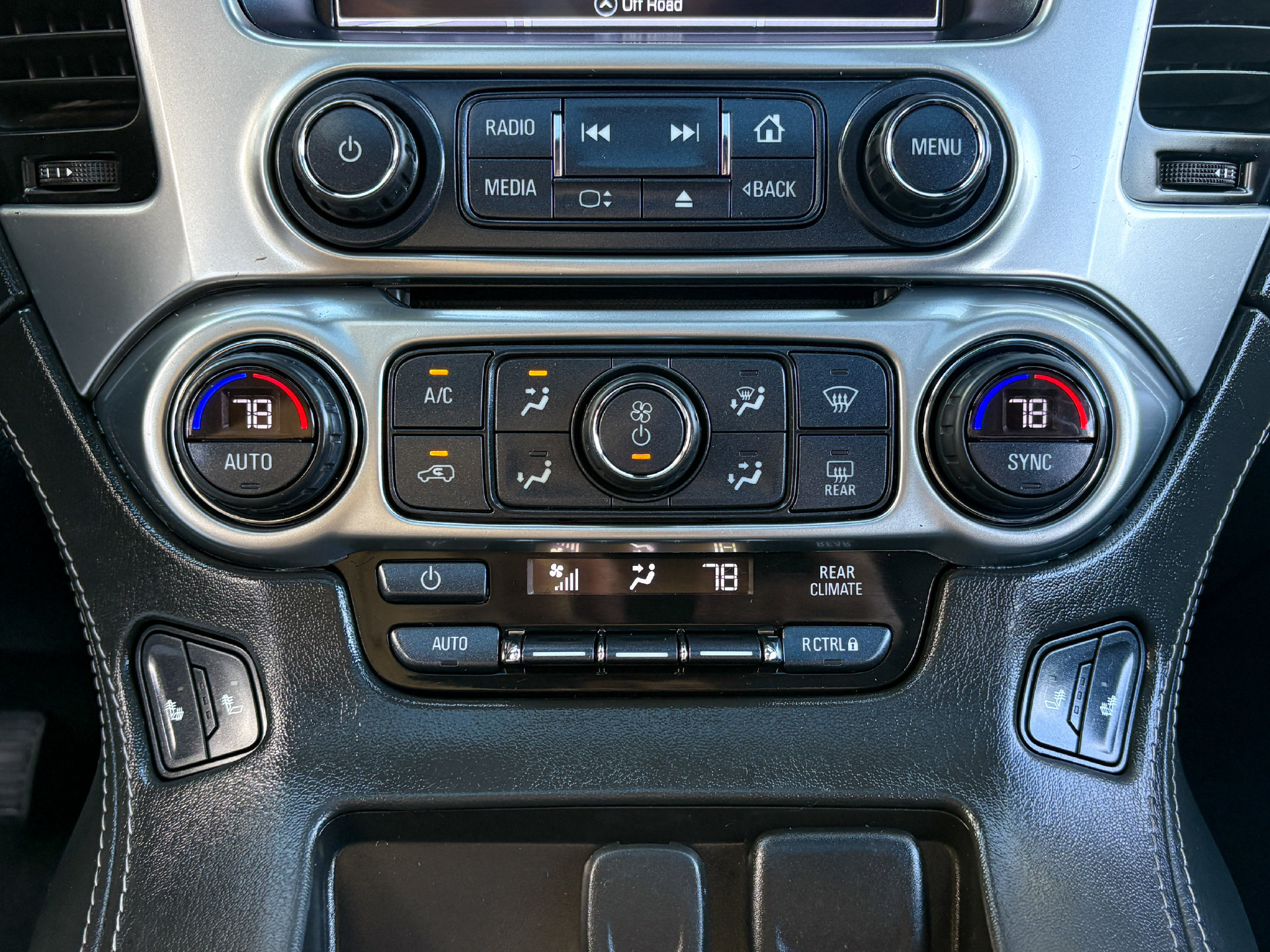 Used 2020 Chevrolet Tahoe LT AWD/4WD image 19
