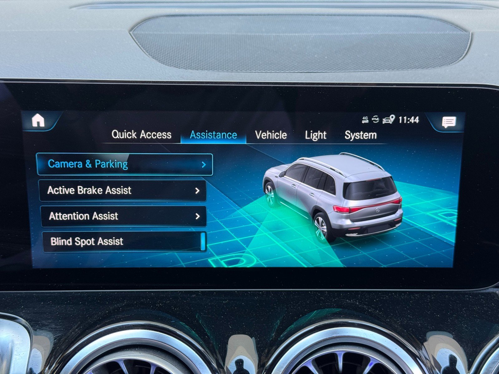 Used 2022 Mercedes-Benz EQB 350 4MATIC w/ Pinnacle Package image 27