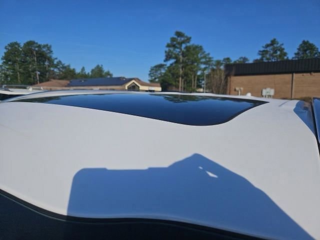 Used 2024 Kia Telluride SX w/ Towing Package image 8