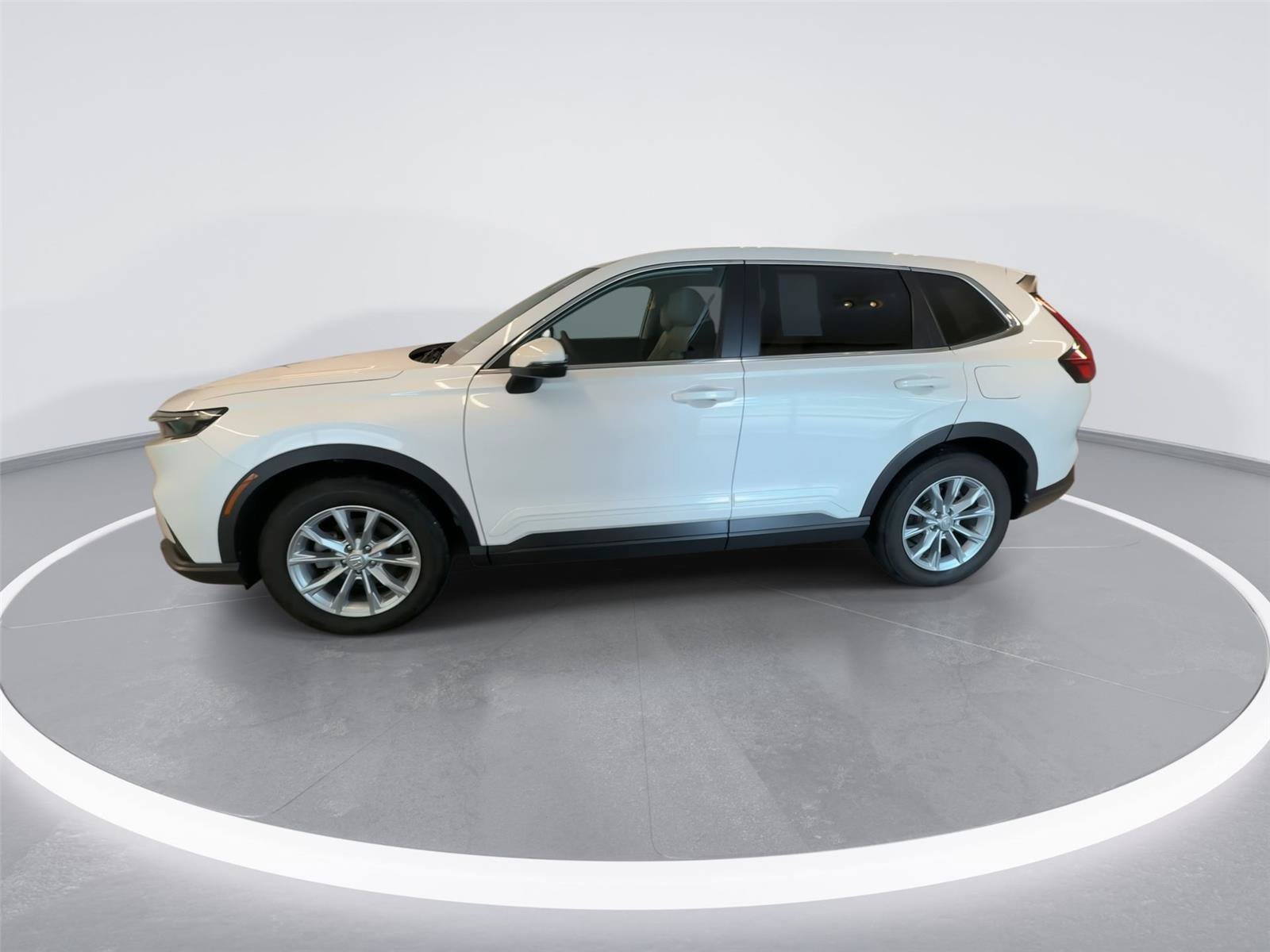 Used 2025 Honda CR-V EX image 4