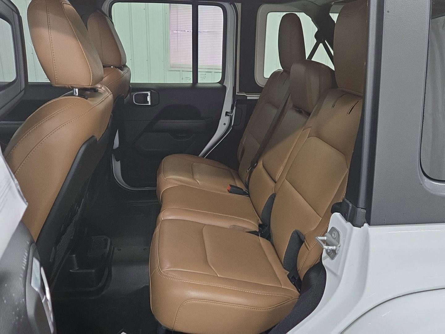 Used 2021 Jeep Wrangler Unlimited Rubicon image 24