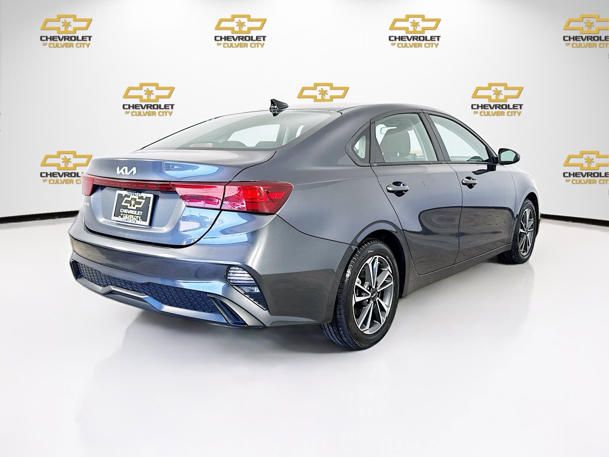 Used 2023 Kia Forte LXS FWD image 7