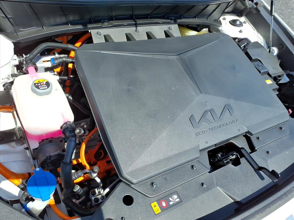 New 2026 Kia Niro Wave w/ Wave Preserve Package FWD image 13