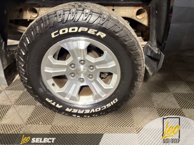 Used 2018 Chevrolet Silverado 1500 LT w/ All Star Edition AWD/4WD image 21