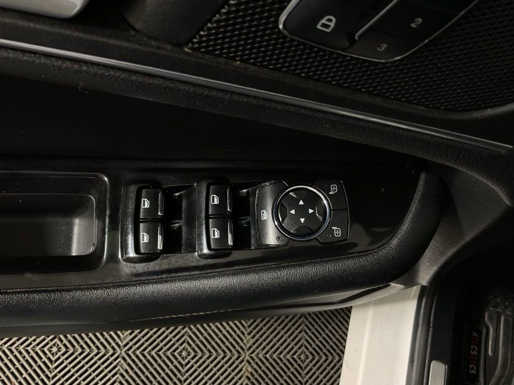 Used 2016 Ford Edge Sport AWD/4WD image 22