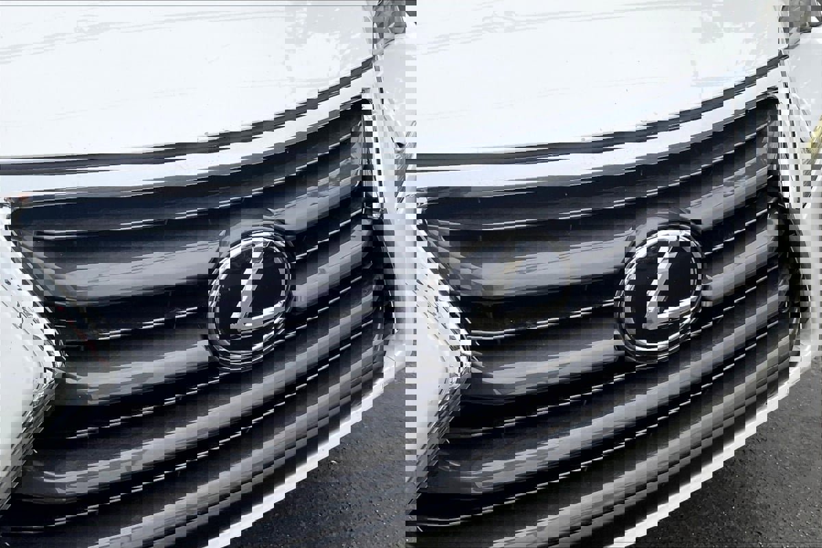 Used 2015 Lexus NX 200t F Sport image 28