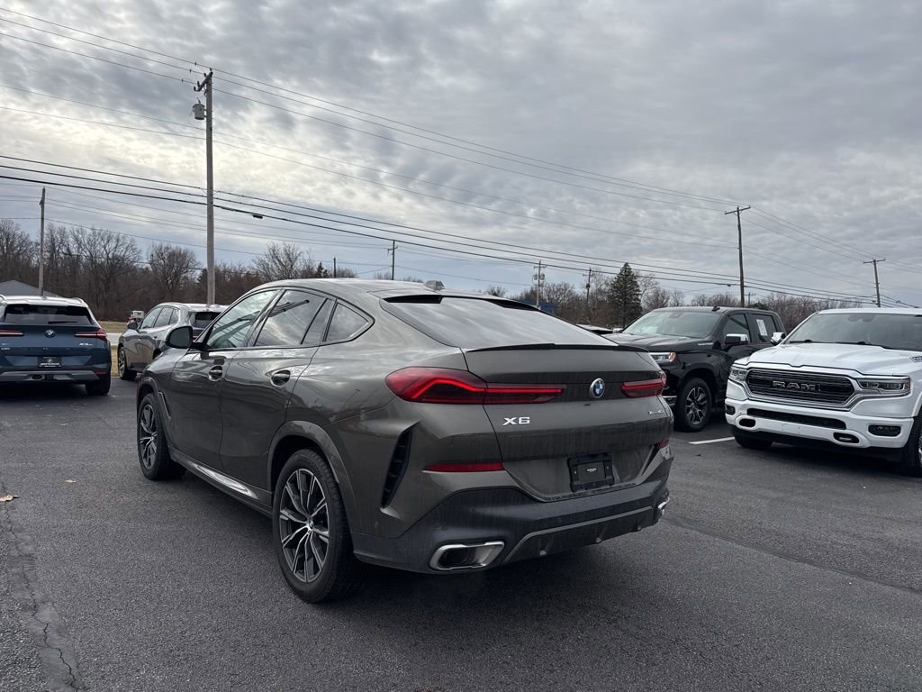 Used 2024 BMW X6 xDrive40i w/ Premium Package image 5