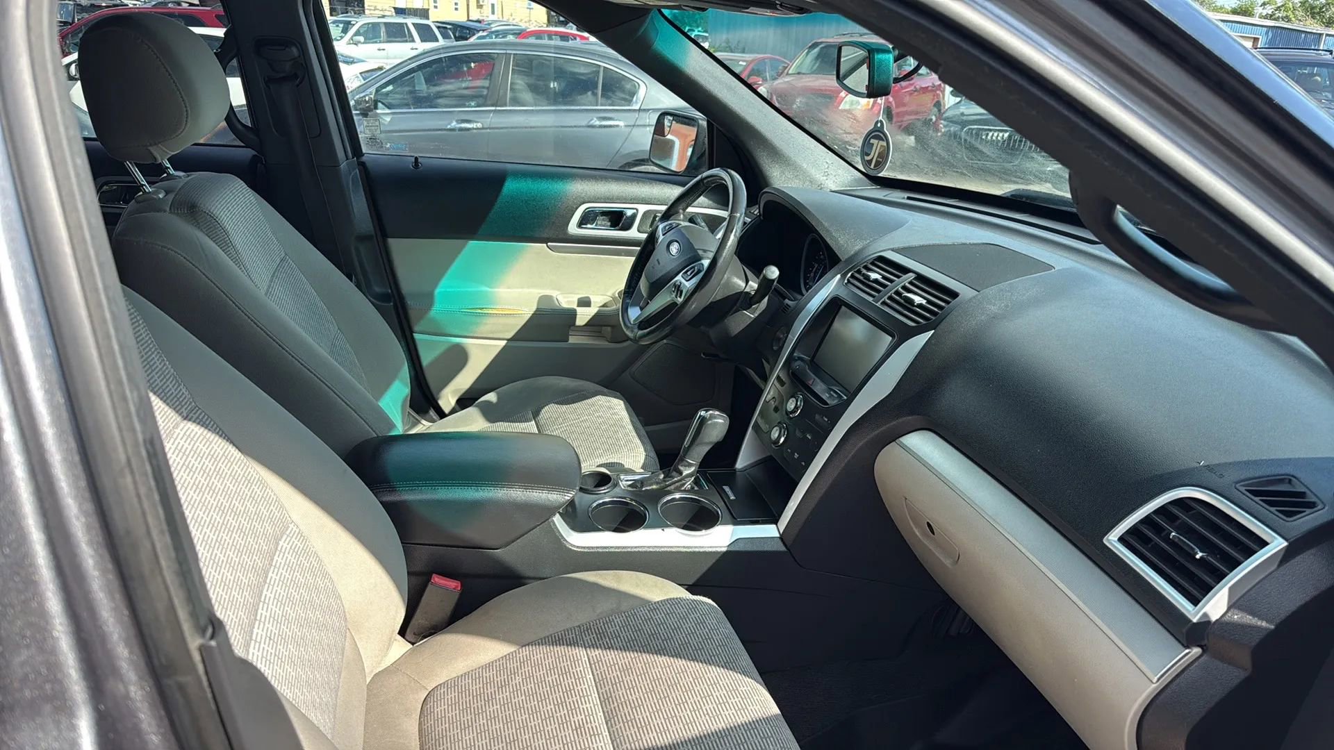 Used 2014 Ford Explorer XLT w/ Equipment Group 201A image 37