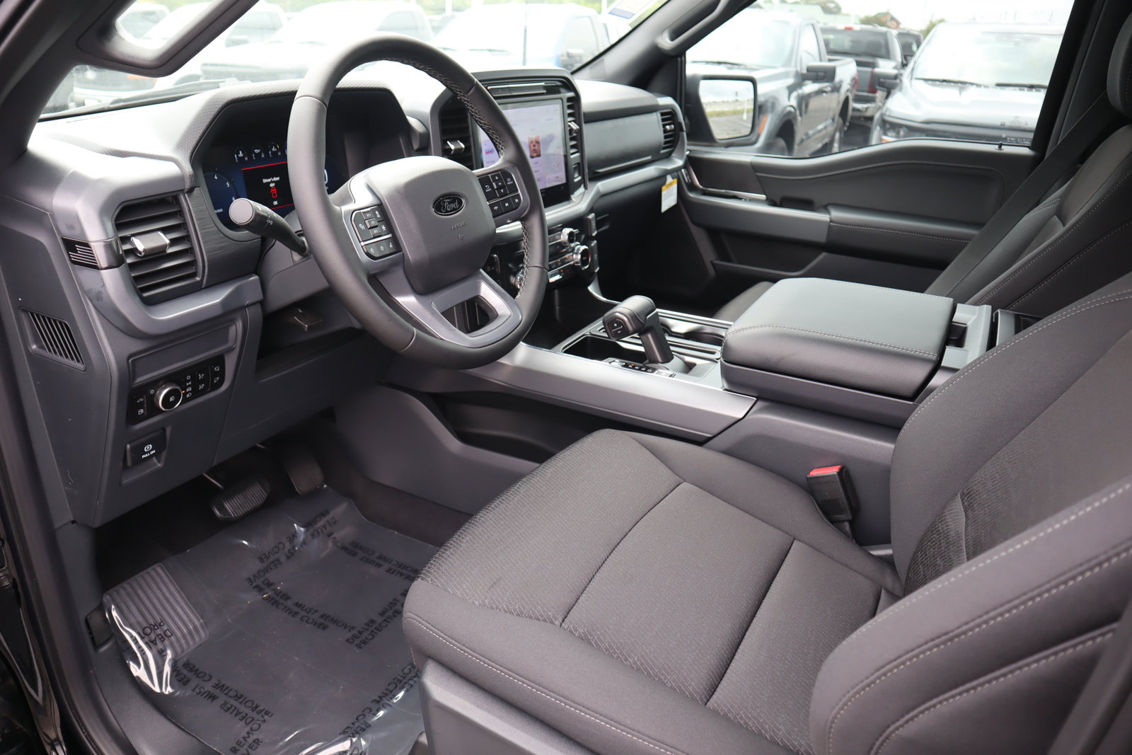 New 2025 Ford F150 XLT w/ Equipment Group 302A MID image 19