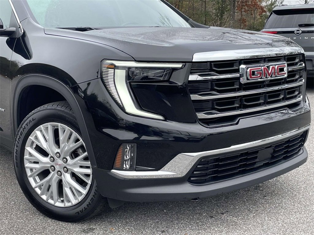 Used 2024 GMC Acadia Elevation image 9