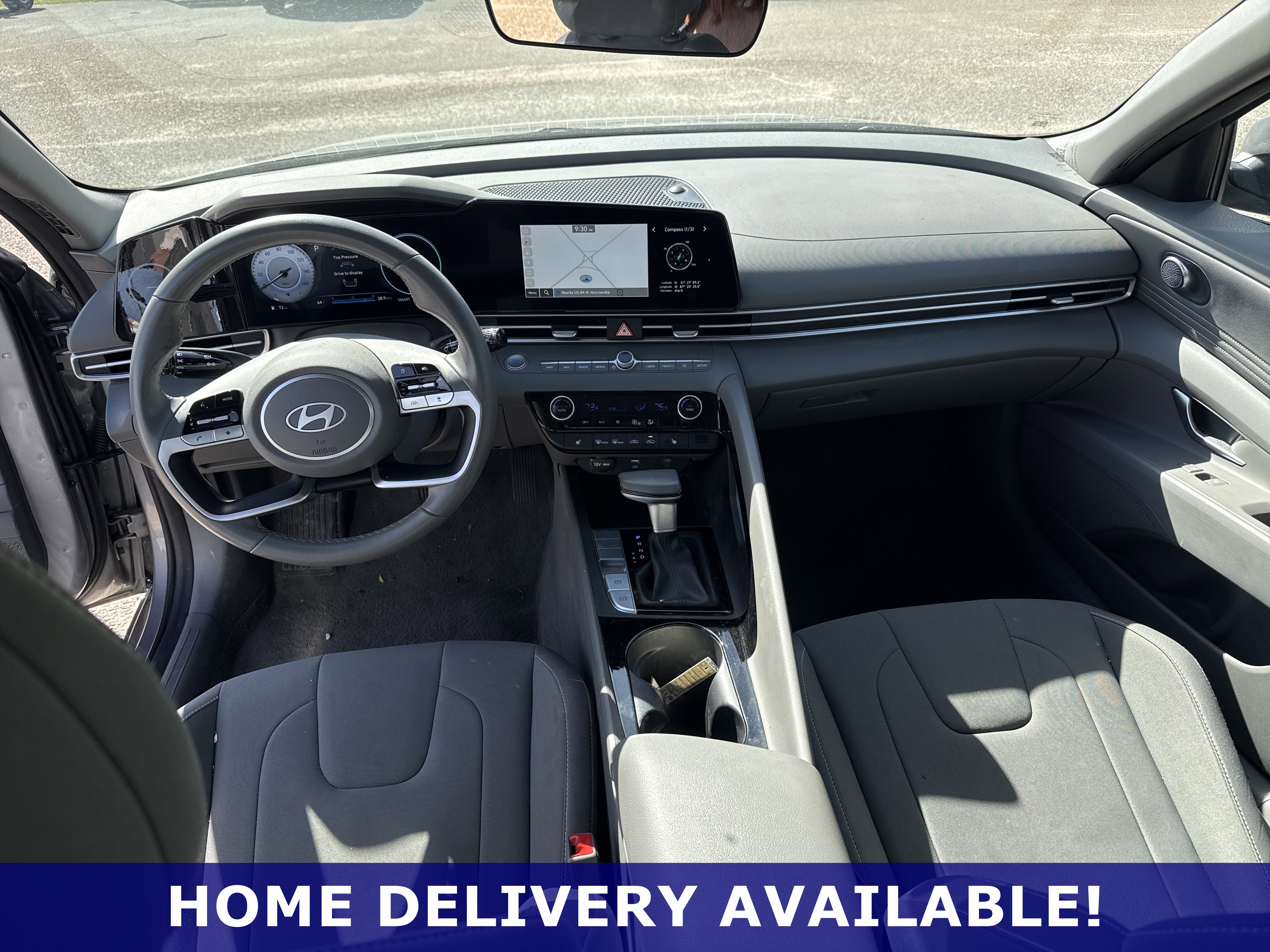 Used 2025 Hyundai Elantra SEL image 5