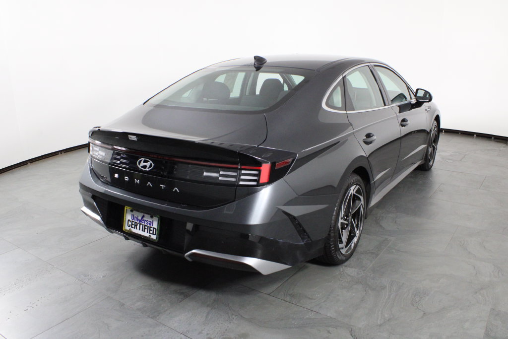 Certified 2026 Hyundai Sonata SEL FWD image 4